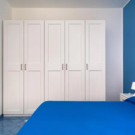Blue Carlotta Apartment