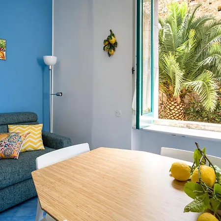 Blue Carlotta * Taormina