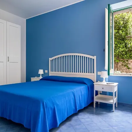 Blue Carlotta Apartment
