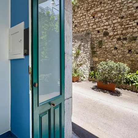 Blue Carlotta * Taormina